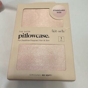NIB Kitsch Satin Pillowcase Standard Size- Blush Invisible Zip